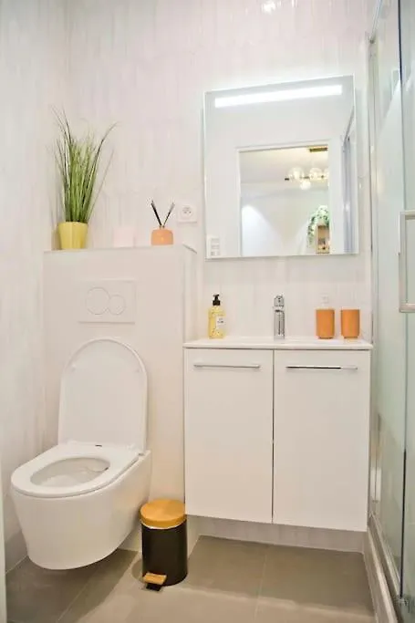 Trendy Familly Apt In Mouffetard Paris Apartment