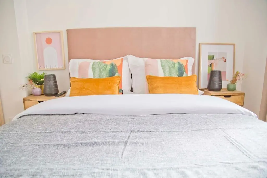 Apartment Trendy Familly Apt In Mouffetard Paris