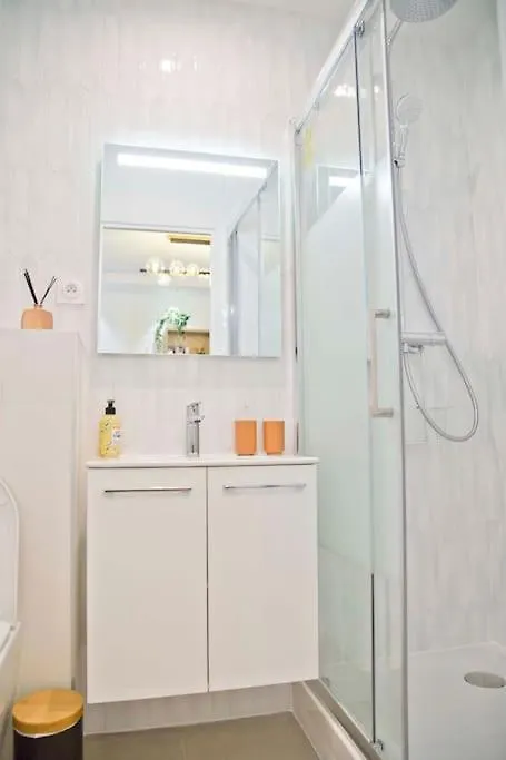 Trendy Familly Apt In Mouffetard Paris France