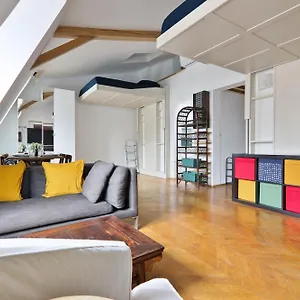  Apartment Quartier Pantheon 3 Free Netflix
